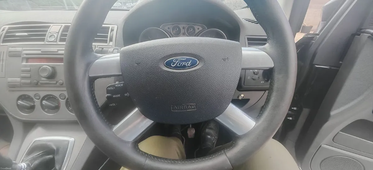 Ford Kuga 2011 - Image 5