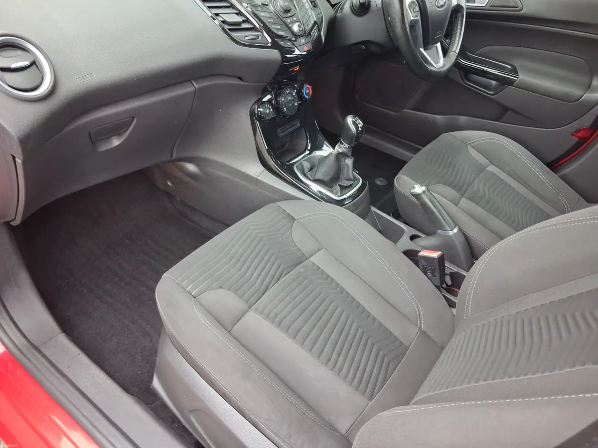 142 Ford Fiesta 1.2 Zetec Only 67000miles... - Image 5