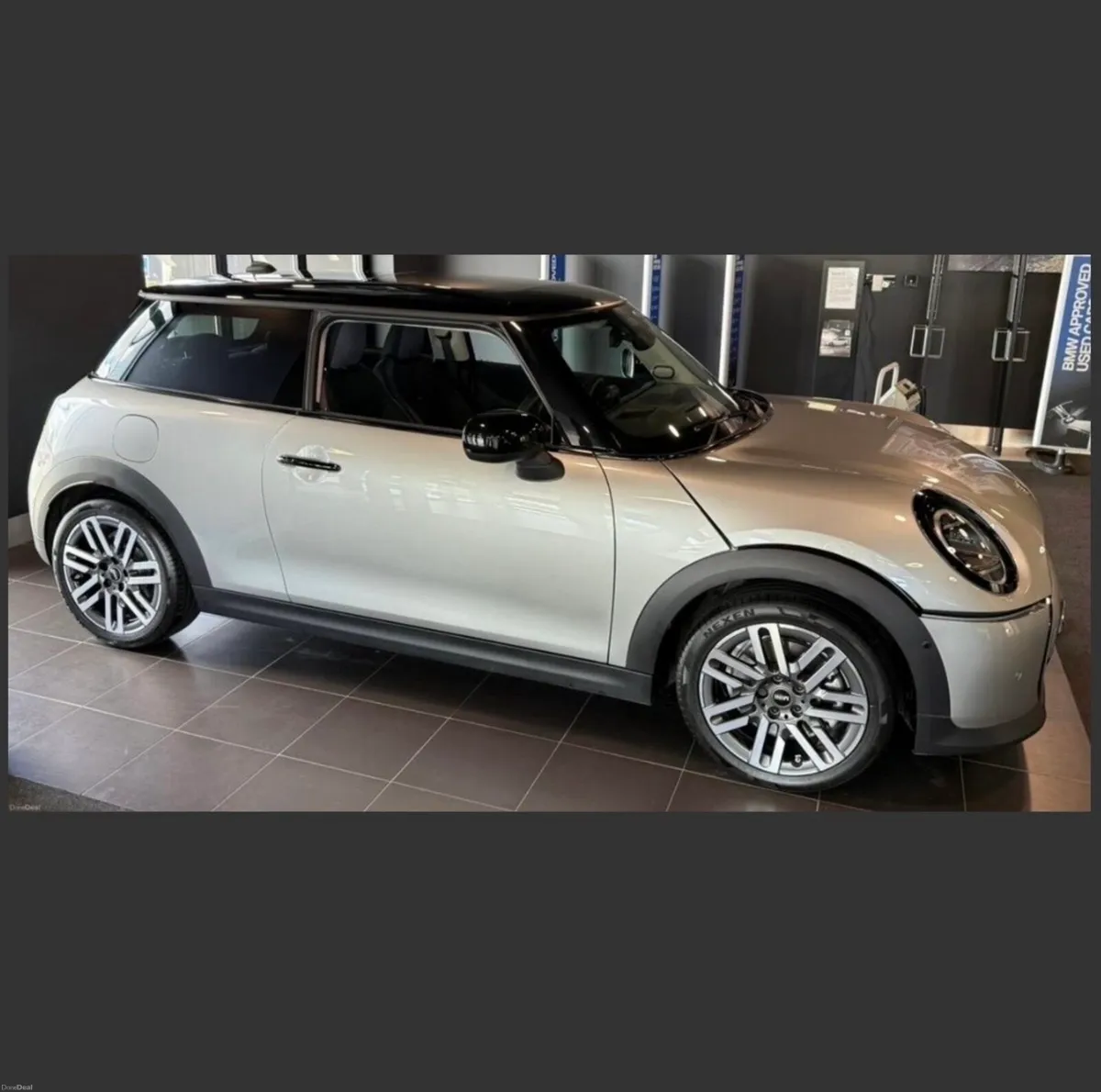 MINI COOPER . - Image 1
