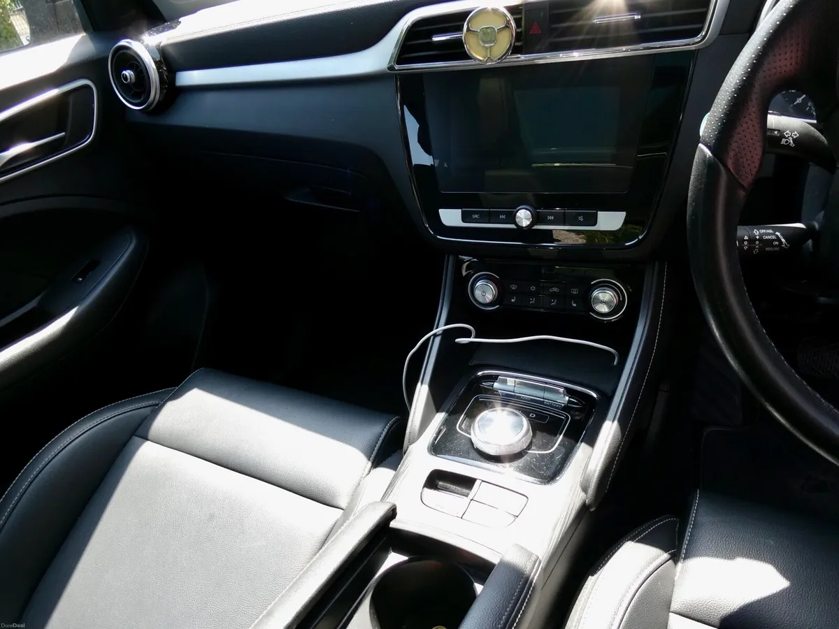 MG ZS 2021 - Image 5