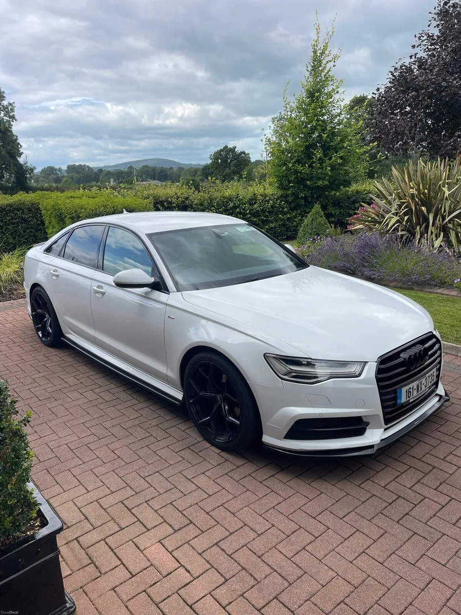 Audi A6 S-line Ultra - Image 1