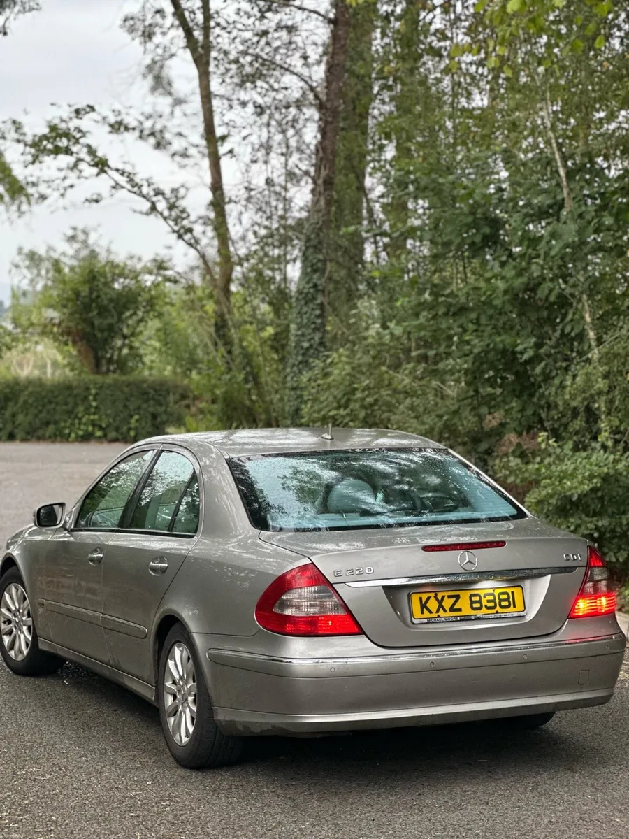 Mercedes E-class - Image 3