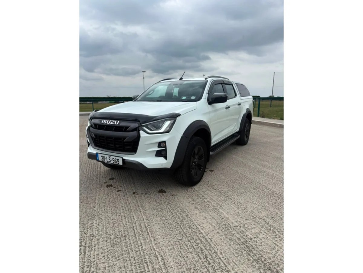 Isuzu D-Max LX DOUBLE CAB 4DR - Image 4