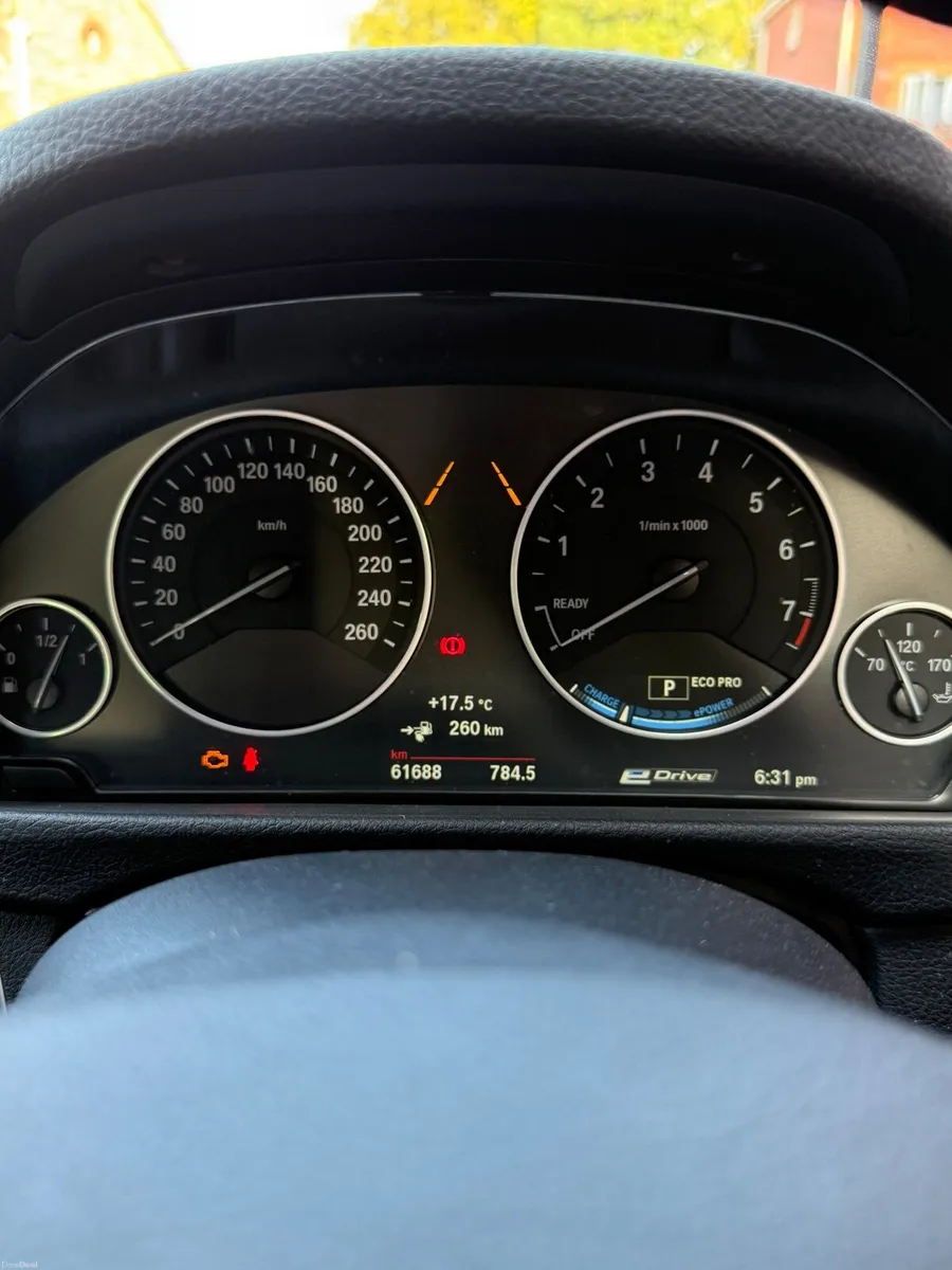 BMW 3-Series 2017 - Image 3