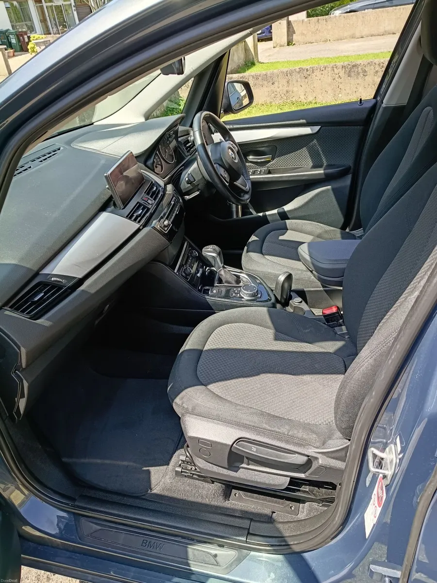 BMW 2-Series 2015 - Image 6