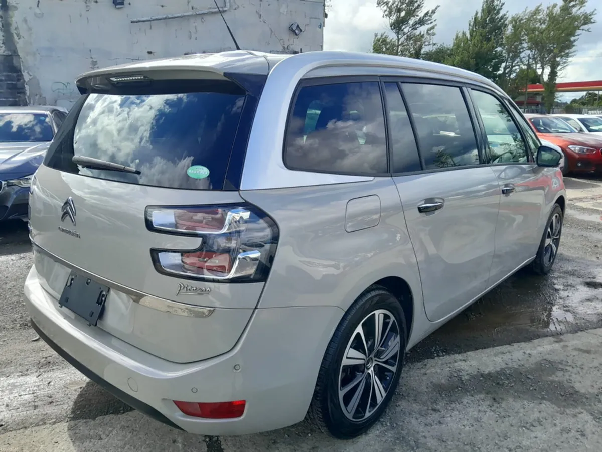 Citroen C4 Picasso Grand 2.0L Diesel Automatic - L - Image 6