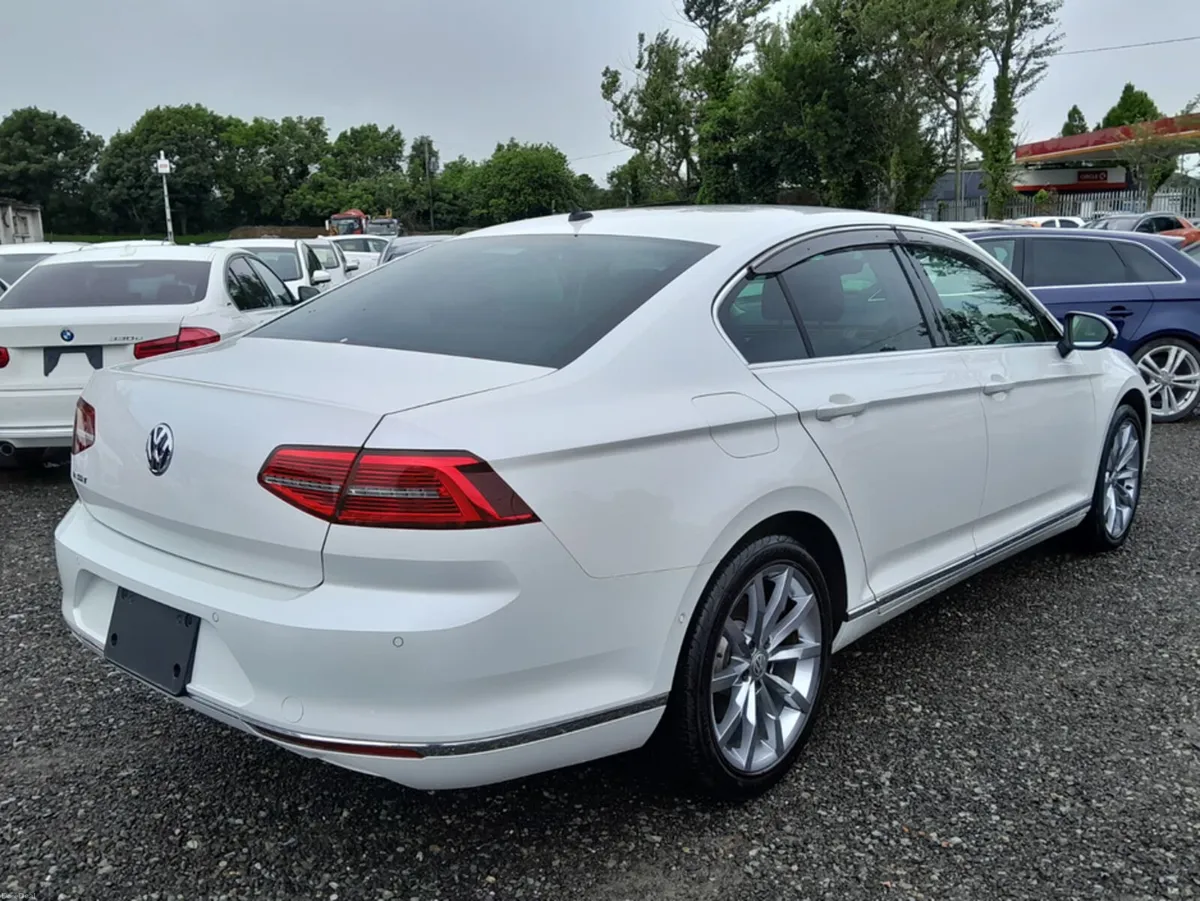Volkswagen Passat 2.0L Diesel Automatic 4D TDI HIG - Image 4