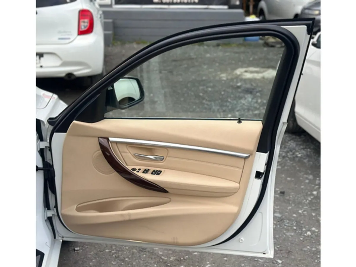 BMW 3-Series 2.0 Automatic Petrol Plug-In-Hybrid 3 - Image 6