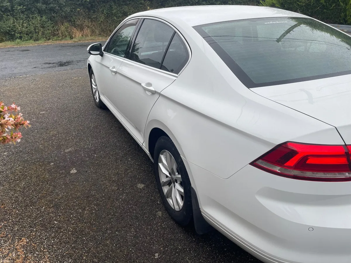 151 Volkswagen Passat CL2.0Tdi auto  d6f 150 bhp - Image 2