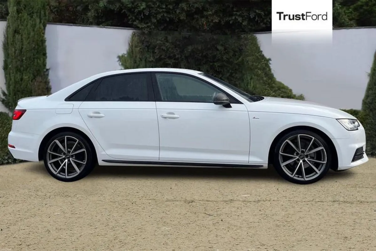 Audi A4 1.4T FSI Black Edition 4dr - Image 3
