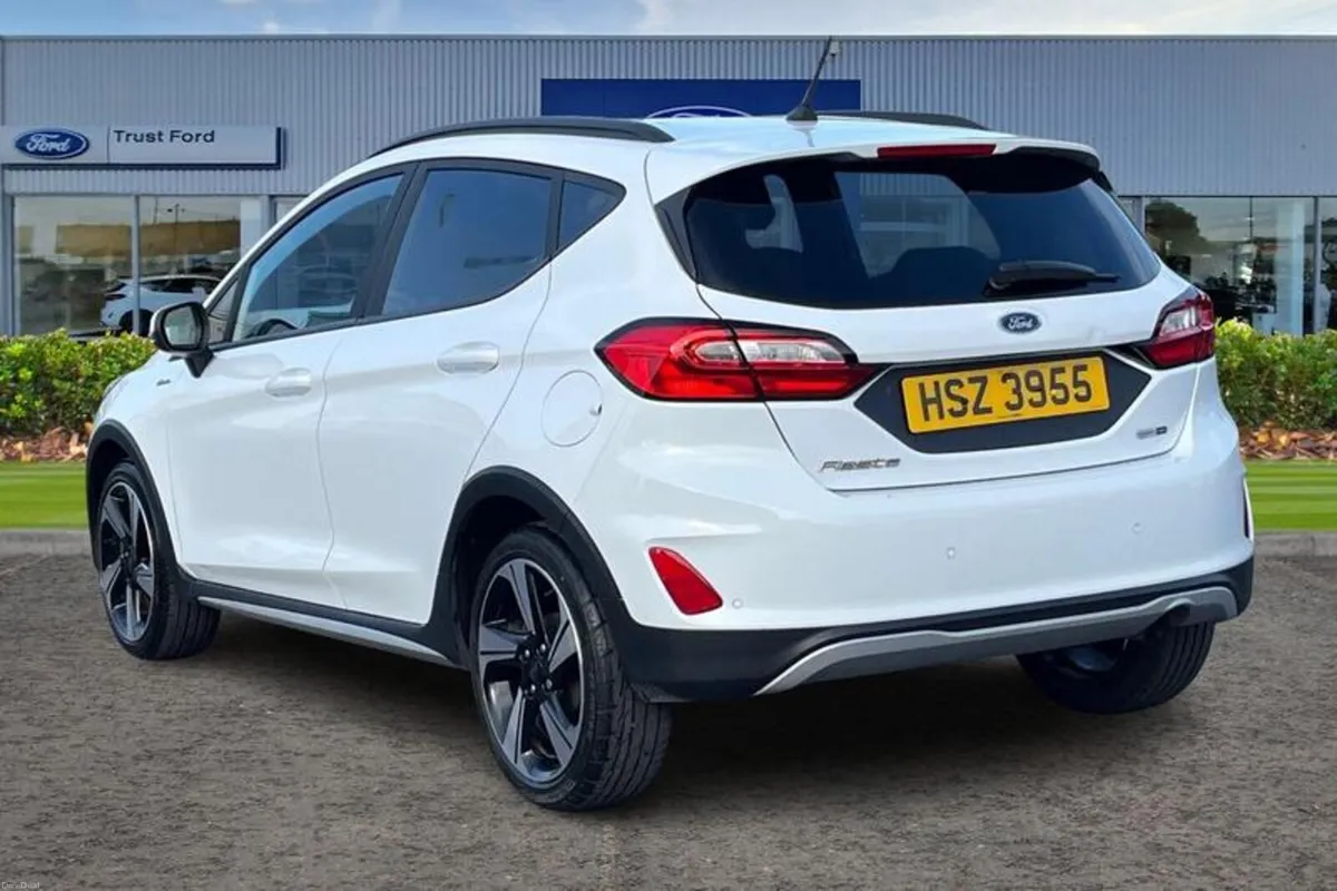 Ford Fiesta 1.0 EcoBoost Hybrid mHEV 125 Active 5d - Image 2