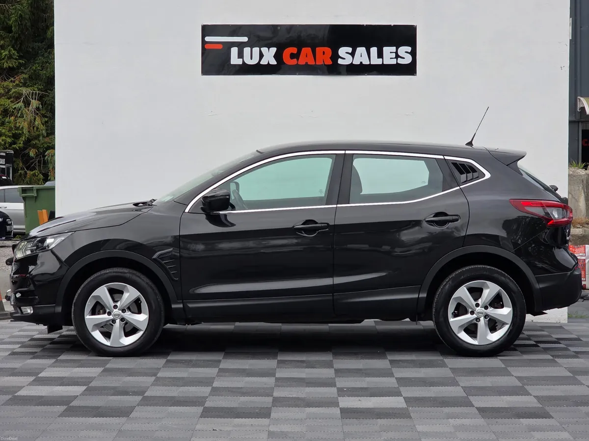 2017 Nissan Qashqai 1.2 DIG-T ACENTA // NEW NCT - Image 3