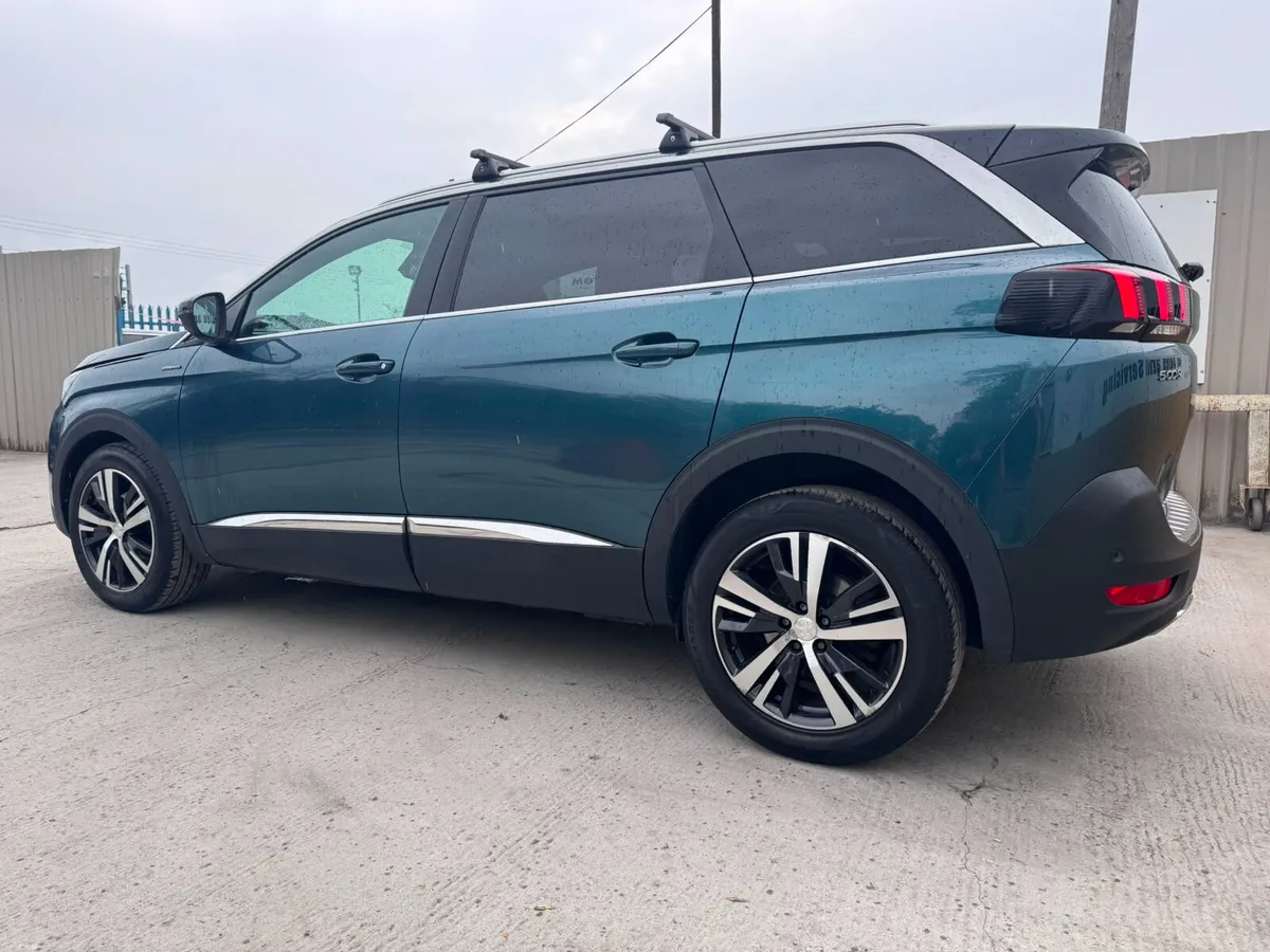 182 Peugeot 5008 1.2 130bhp GT Line Pan roof - Image 5