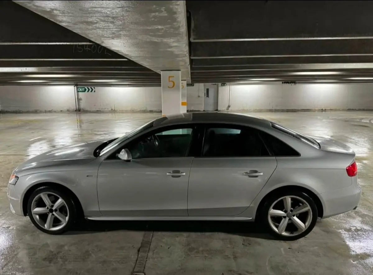 Audi A4 2010 S-Line Special Edition - Image 5