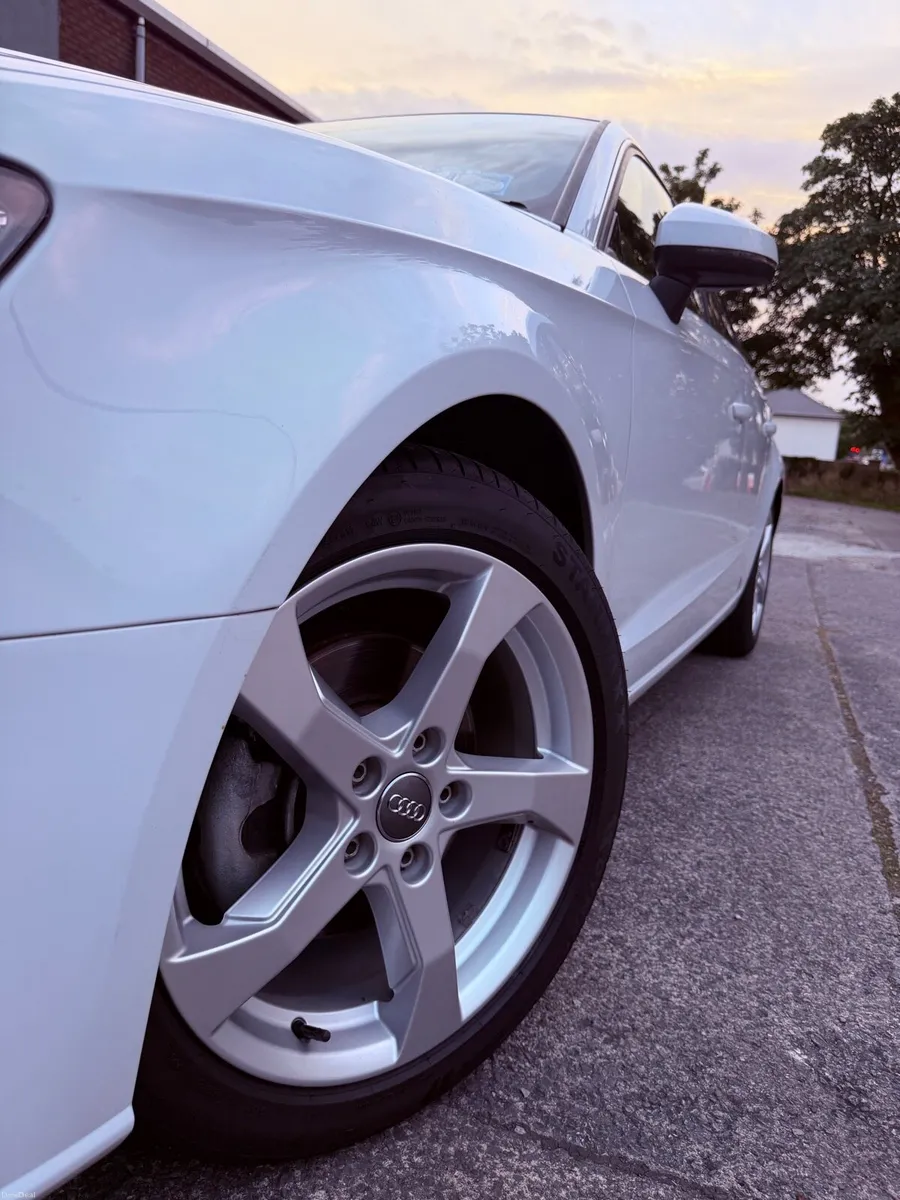 Audi A3 1.4 TFSI AUTOMATIC - FACTORY ALLOYS - PUSH - Image 6