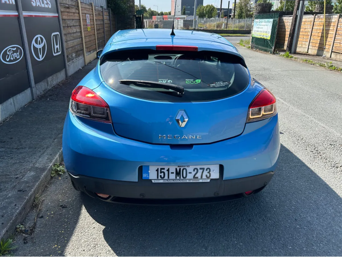 Renault Megane III DYNAMIQUE 1.5 DCI - Image 5