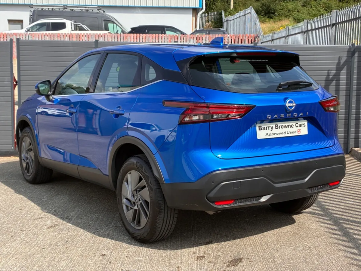 Nissan Qashqai ACENTA PREMIUM DIG-T - Image 4