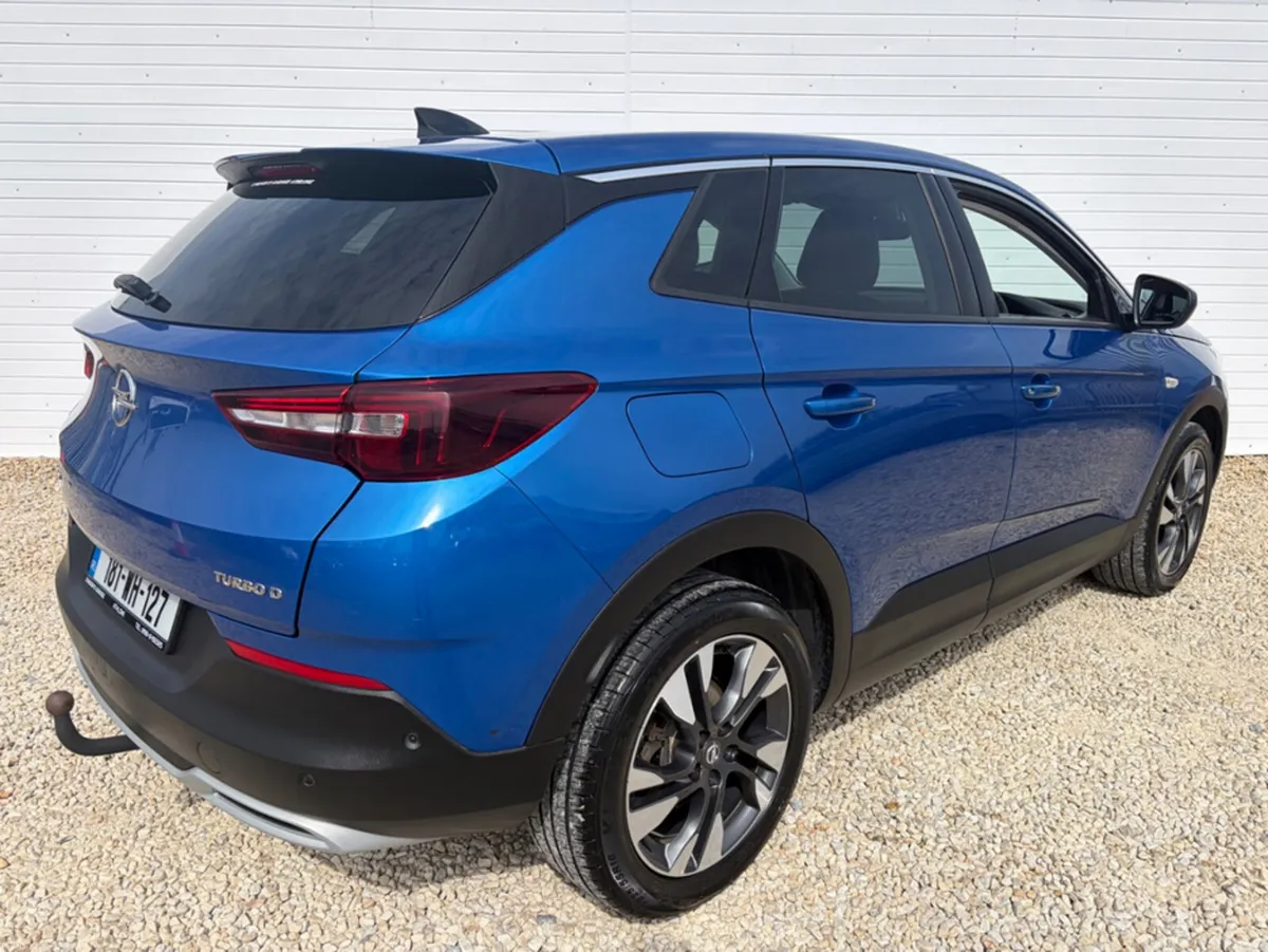 Opel Grandland X SRI 1.6 TURBO D 12 120PS 4DR - Image 6