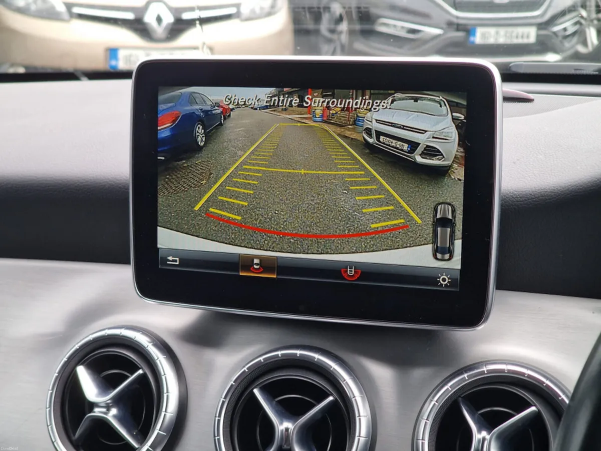 Mercedes-Benz CLA LOW MILEAGE, AMG, automatic, new - Image 2