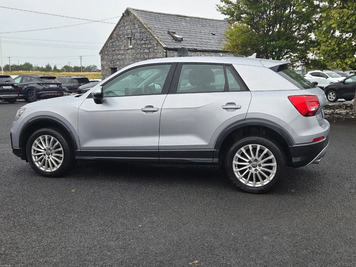 Audi Q2 1.6 TDI 116 S-TRONIC SE 4DR AUTO - Image 6