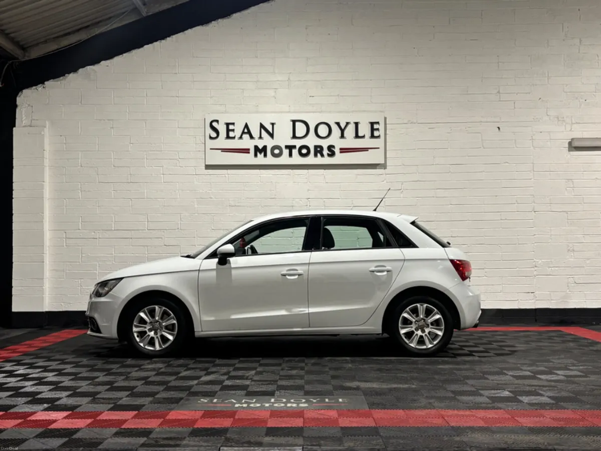 Audi A1 2014 1.4 Petrol TFSI 5DR Automatic - Image 4
