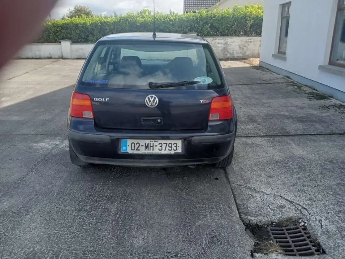 2002 Volkswagen Golf TDI - Image 2