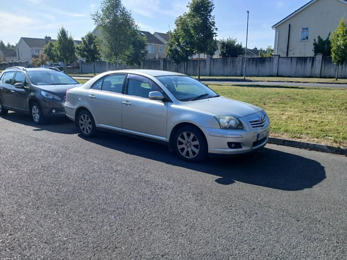Toyota Avensis - Image 1