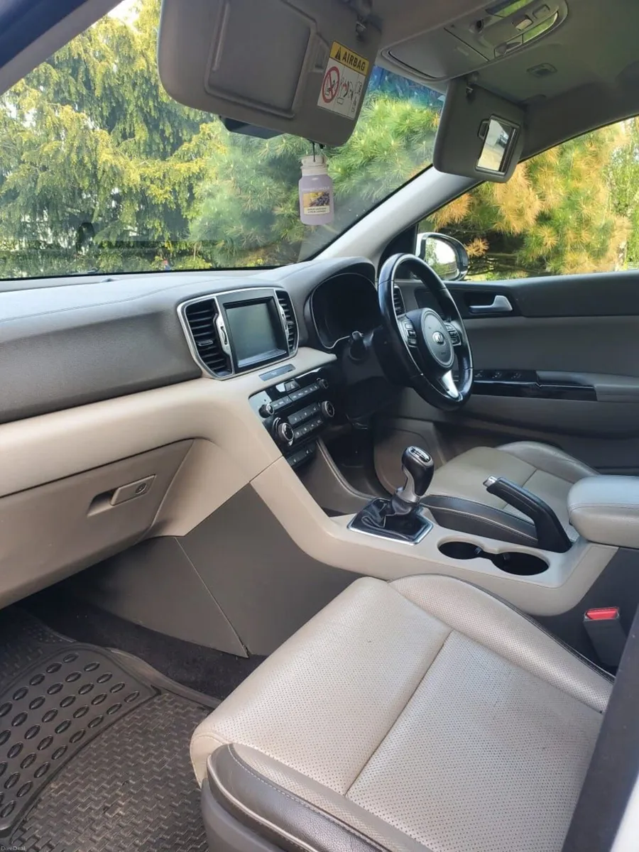 Kia Sportage 2018 - Image 4