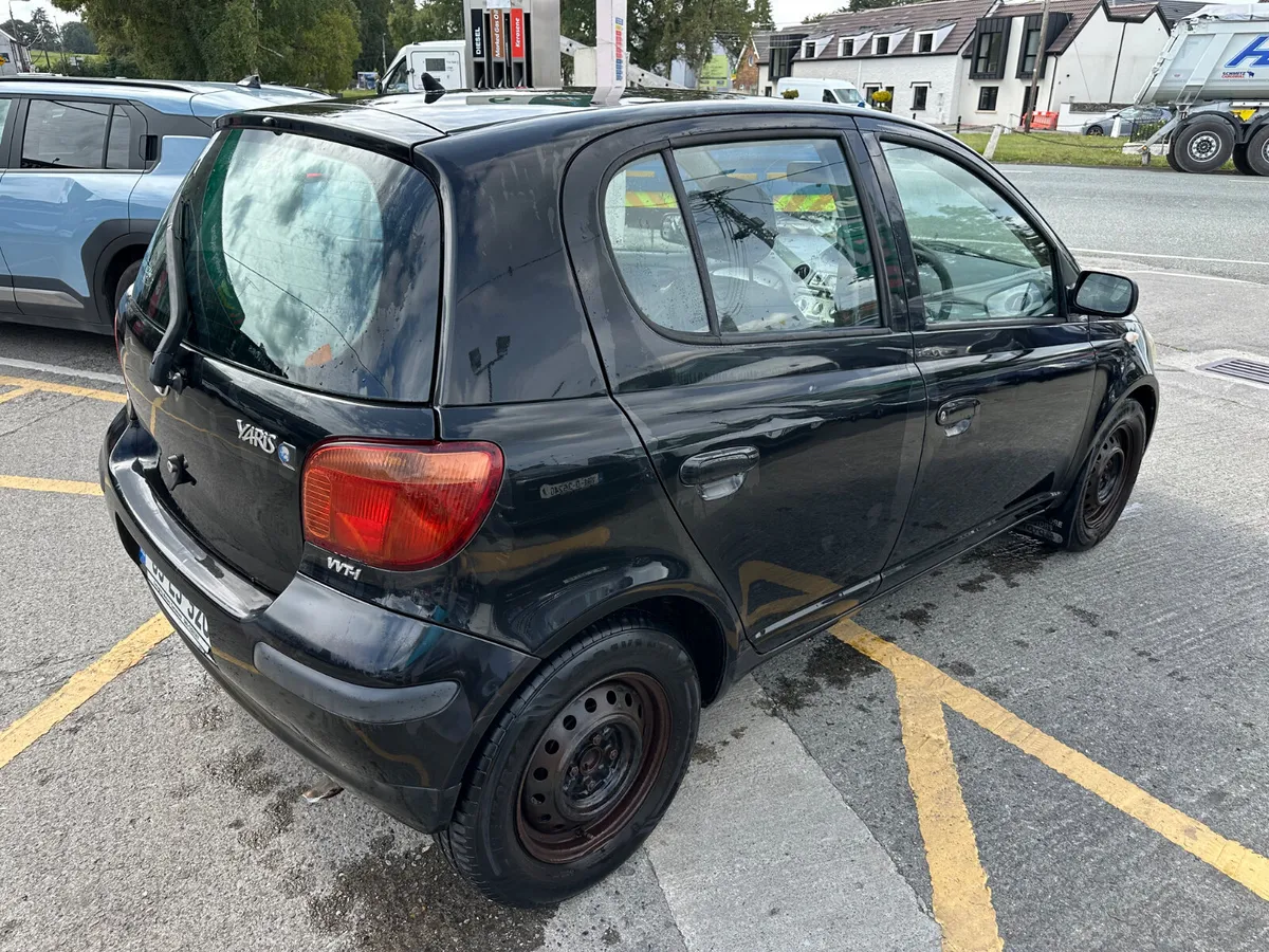 Toyota Yaris 2005 1.0 VVT-I Luna - Image 5