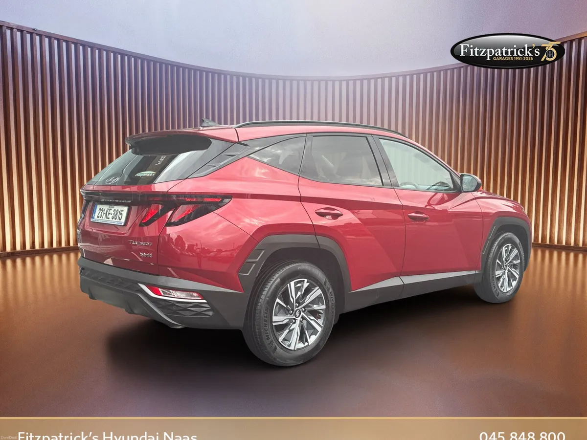 Hyundai Tucson Executive 1.6 Hybrid Automatic - Image 2