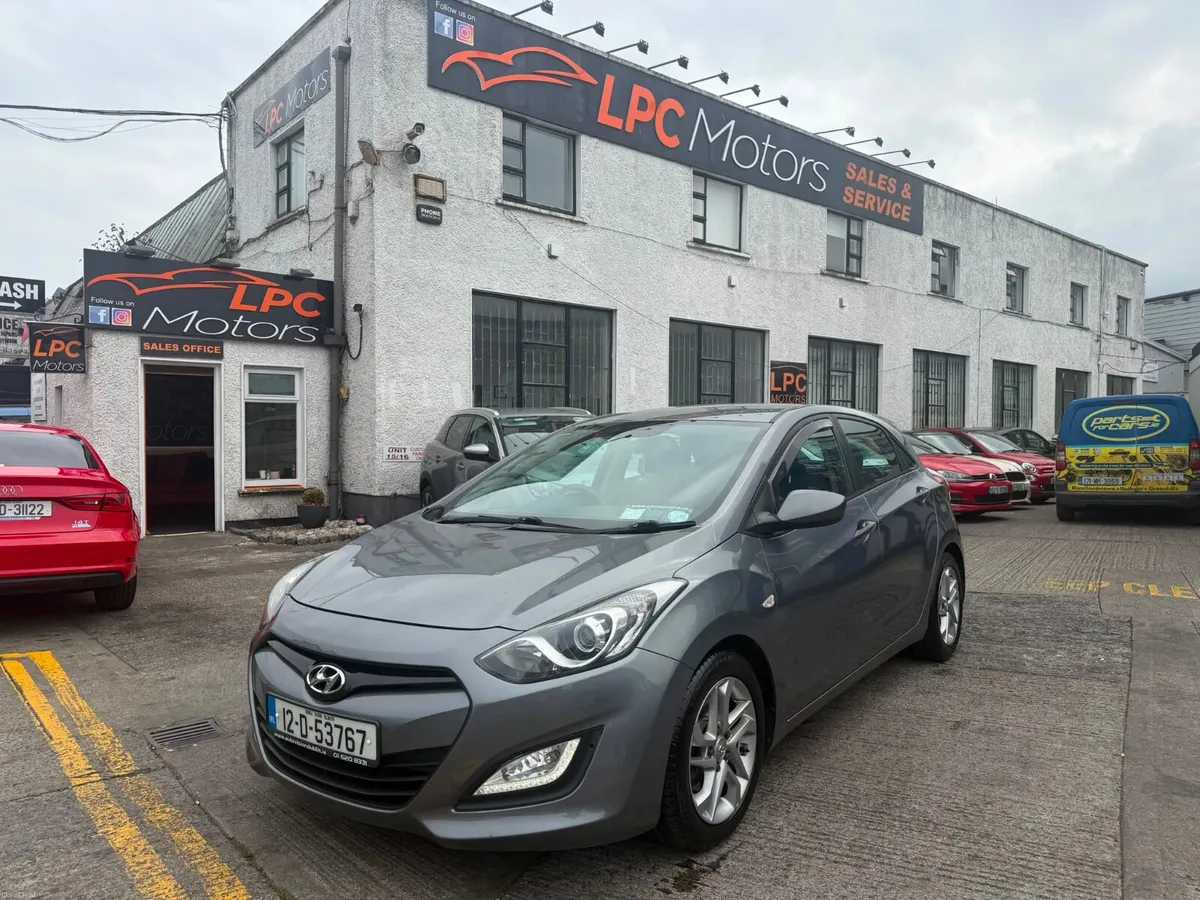 Hyundai i30 2012 - Image 2
