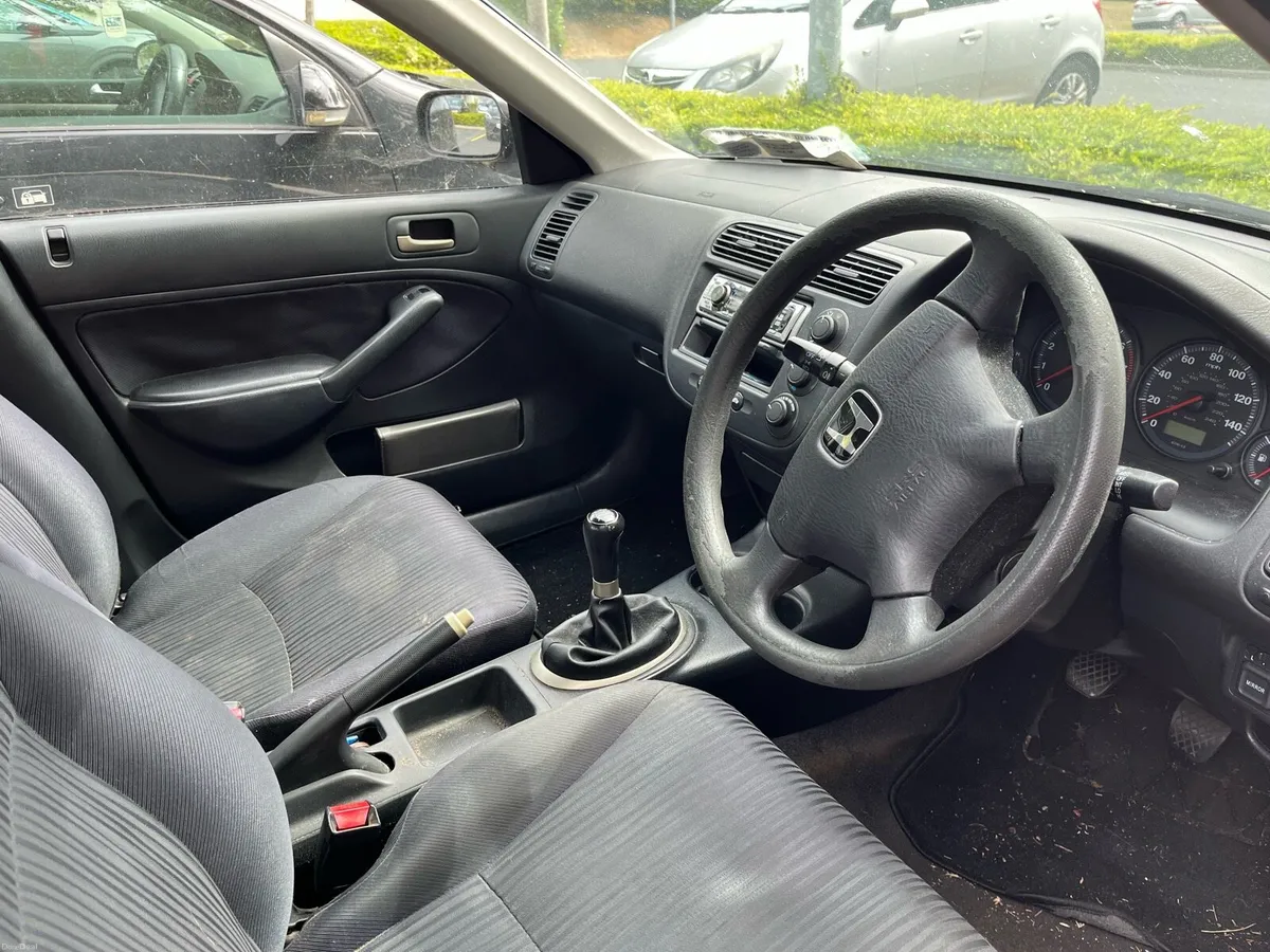Car - Image 6
