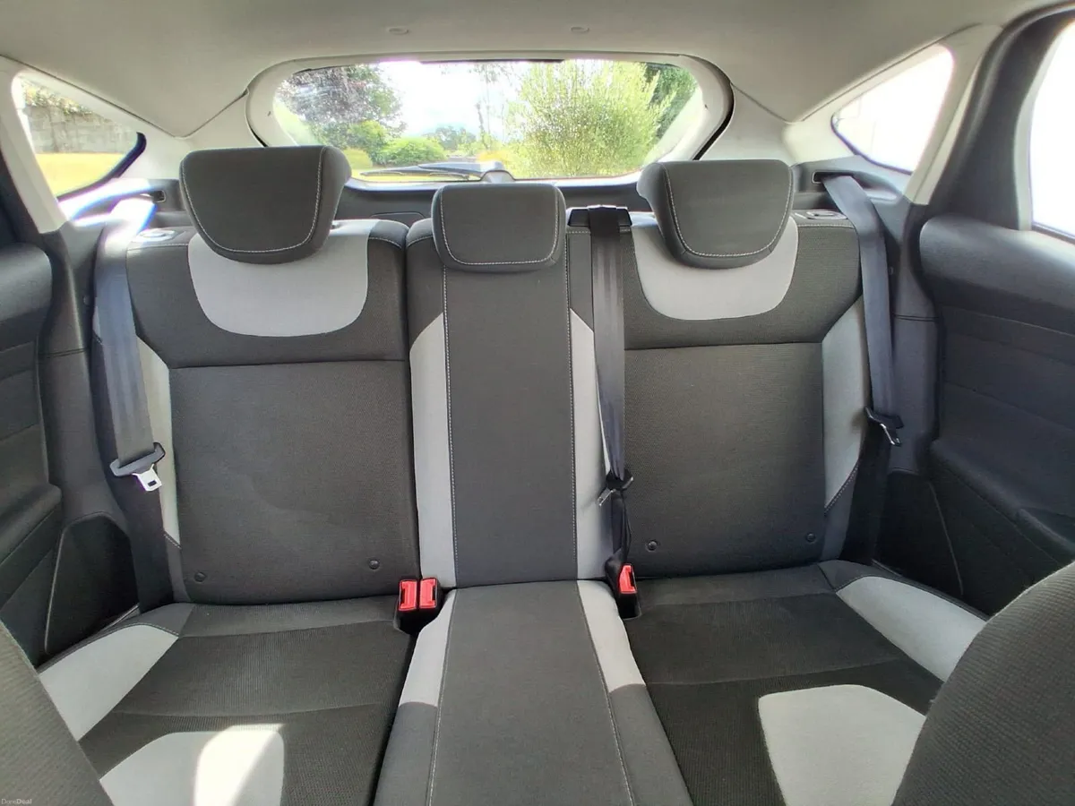 Ford Focus 2013 - Image 6