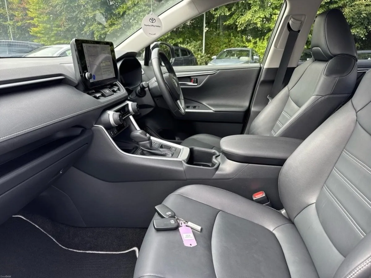 Toyota RAV4 RAV4 HYBRID SOL - Image 6
