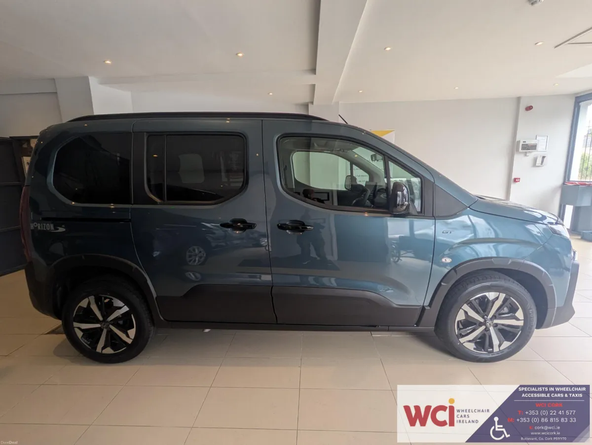 2026 Wheelchair Accessible Peugeot Rifter SWB - Image 5