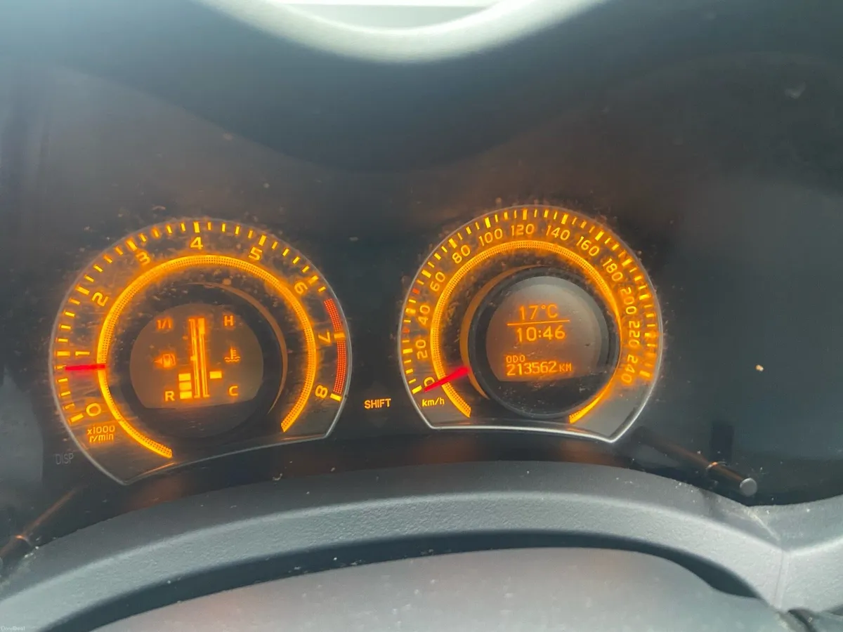 2008 Toyota Auris 1.3 petrol taxed nct - Image 5
