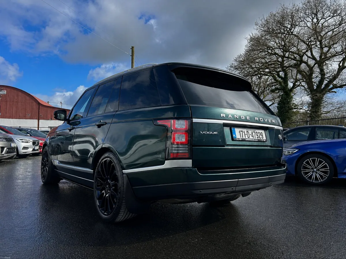 171 RANGE ROVER VOGUE 3.0 AINTREE GREEN - Image 4