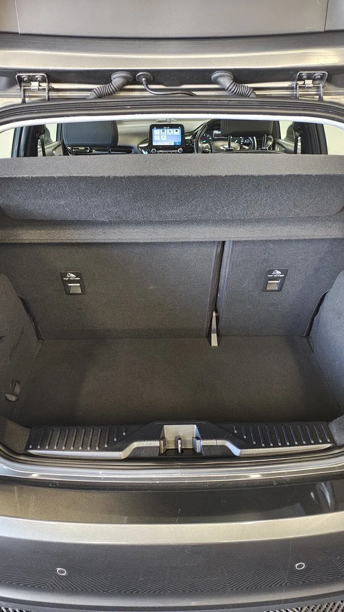 FORD FIESTA PETROL - Image 5