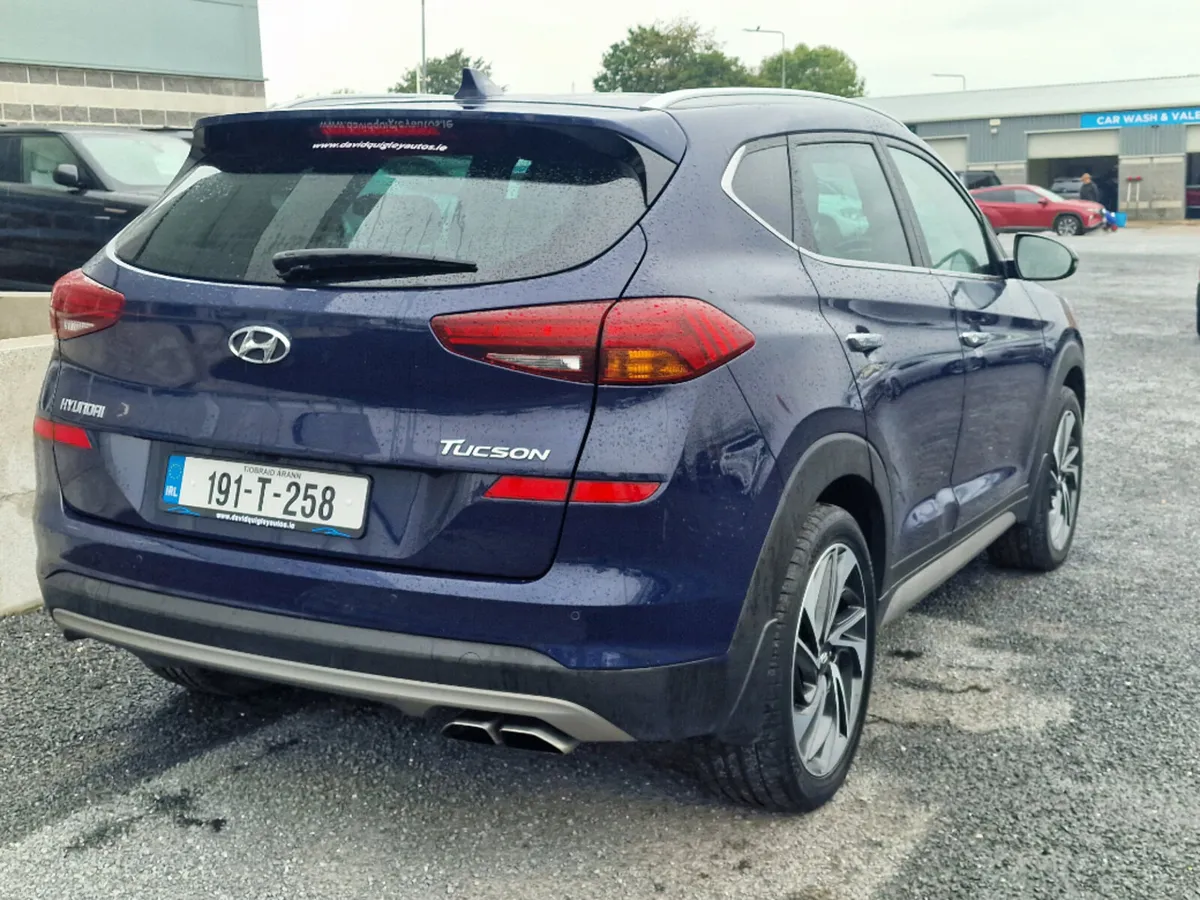 Hyundai Tucson Executive Plus 5DR - Image 3