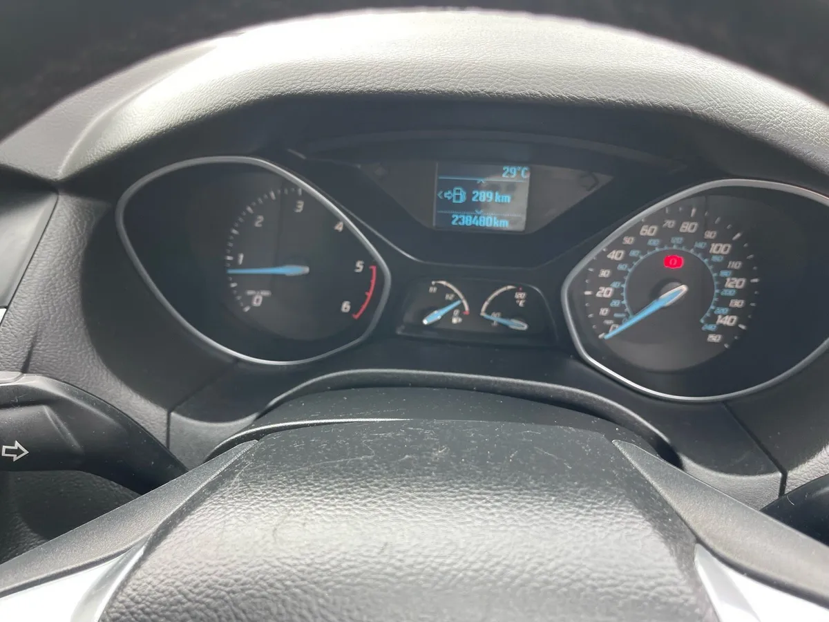 Ford Focus - Image 4