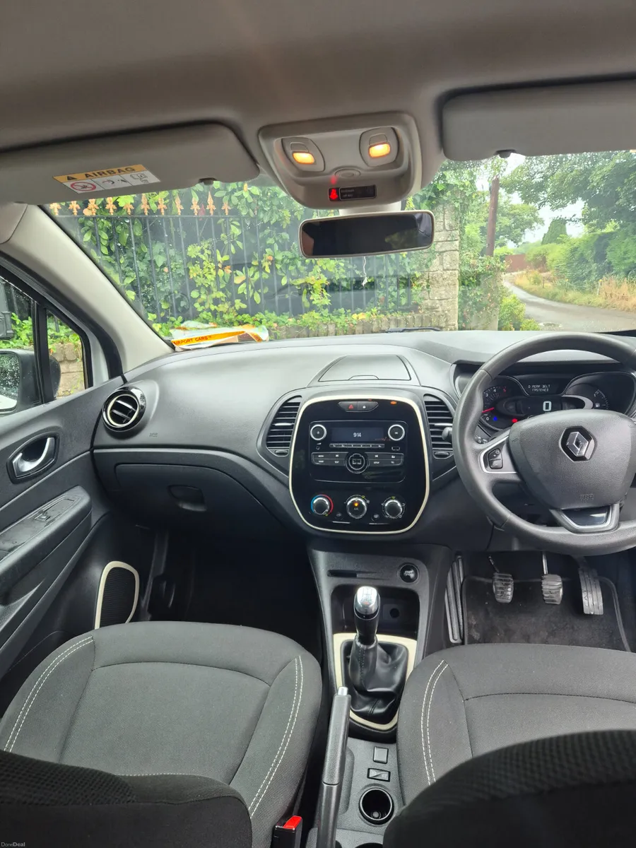 Renault Captur 2019 1.5 dci finance available - Image 3