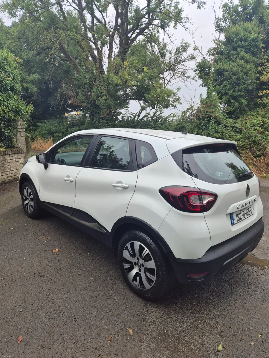 Renault Captur 2019 1.5 dci finance available - Image 2