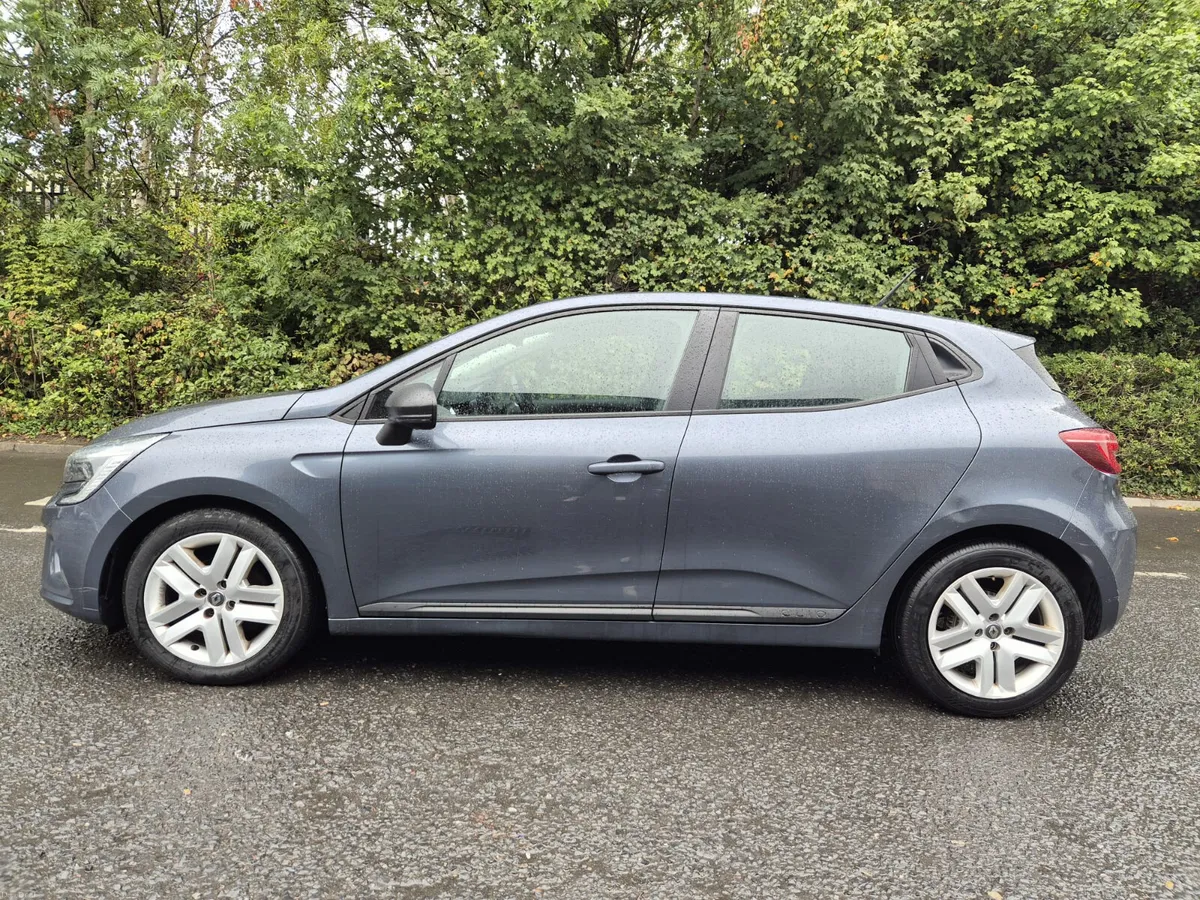 RENAULT CLIO / 2022 / 1.0 PETROL / MANUAL - Image 5