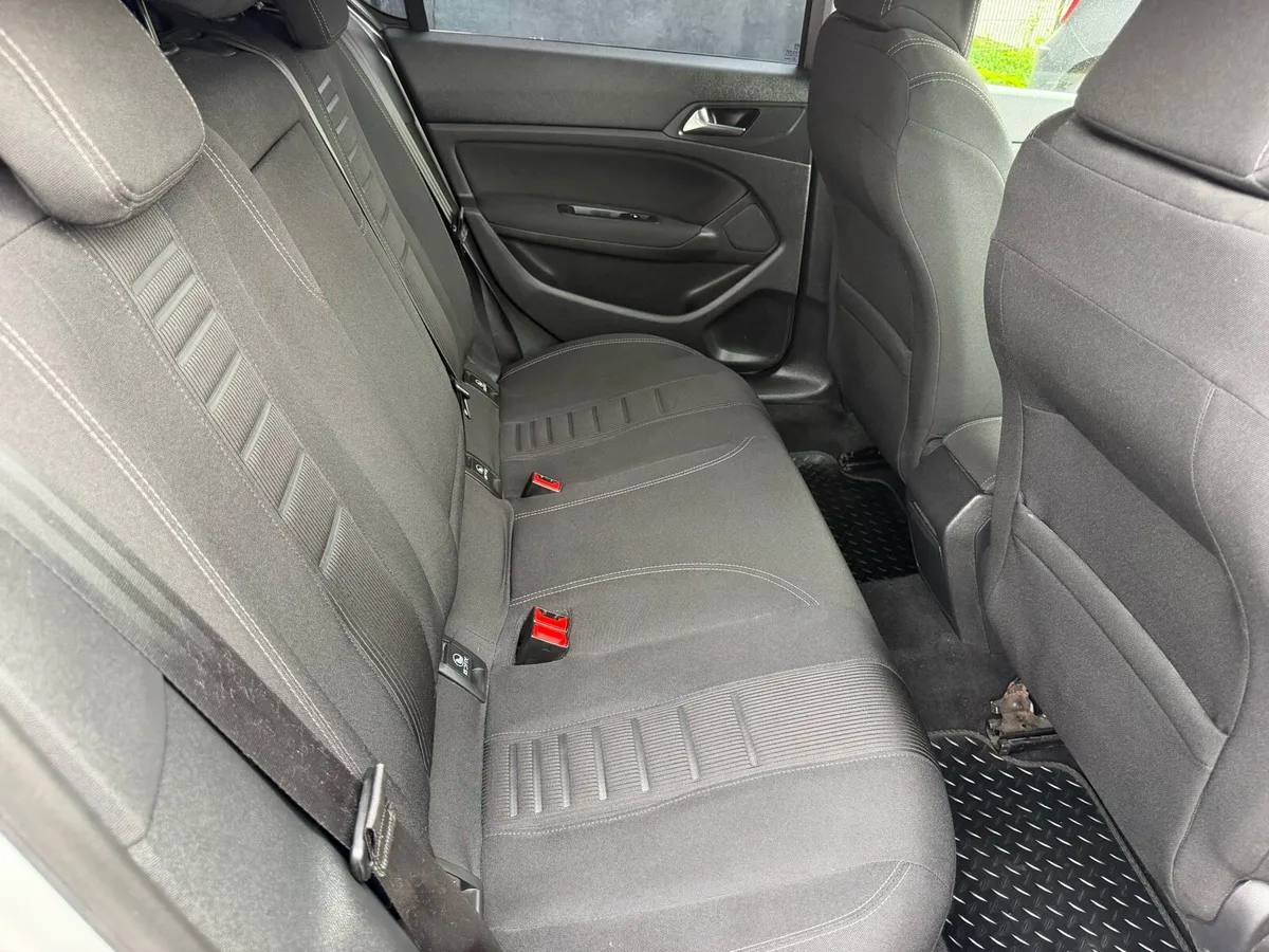 Peugoet 308 Active 1.6 HDI - Image 6