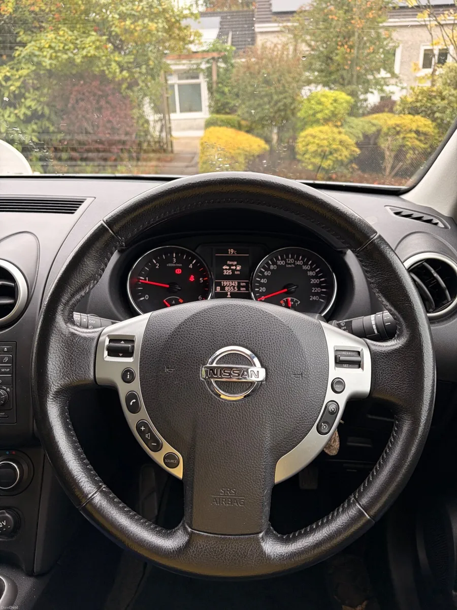 Nissan Qashqai 2012 1.5 Diesel - high spec - Image 4