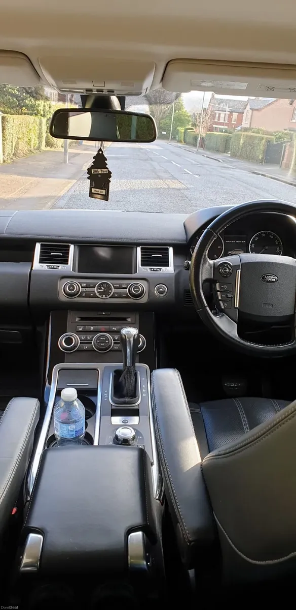 Land Rover Range Rover 2011 - Image 3