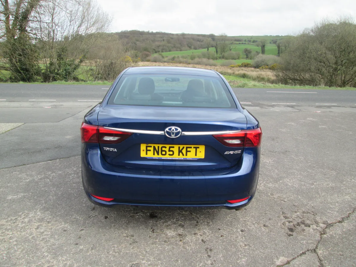 2015  TOYOTA  AVENSIS  2.0  D4D  BUSINESS  EDITION - Image 6