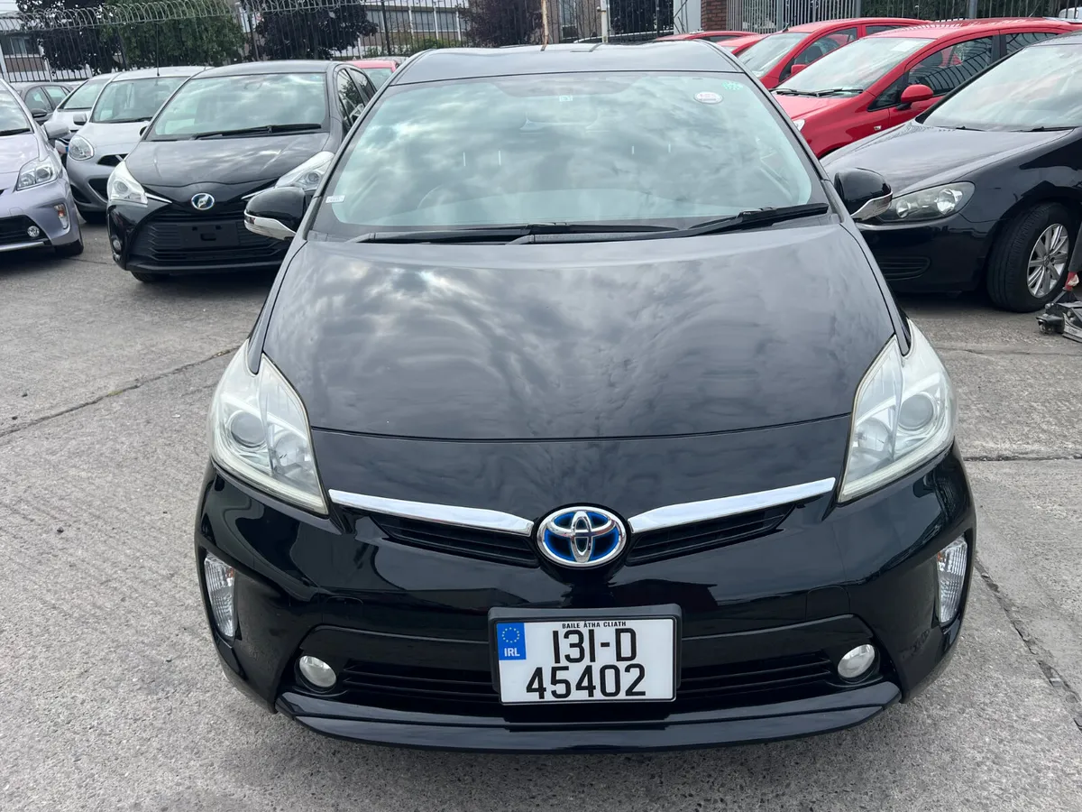 Toyota Prius 2013 Automatic/ New Nct / warranty. - Image 3