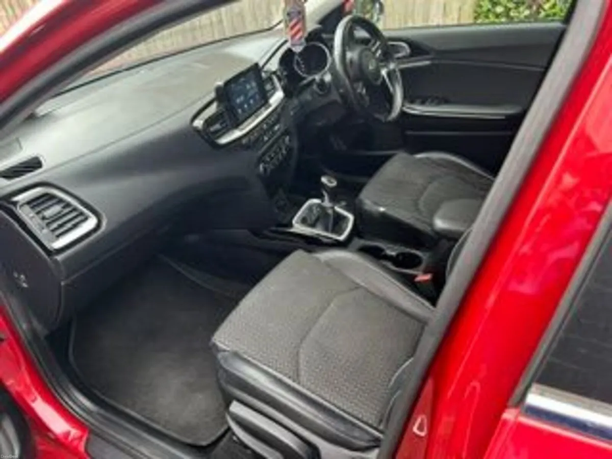 Kia Ceed 2019 1.6 Diesel - Image 5