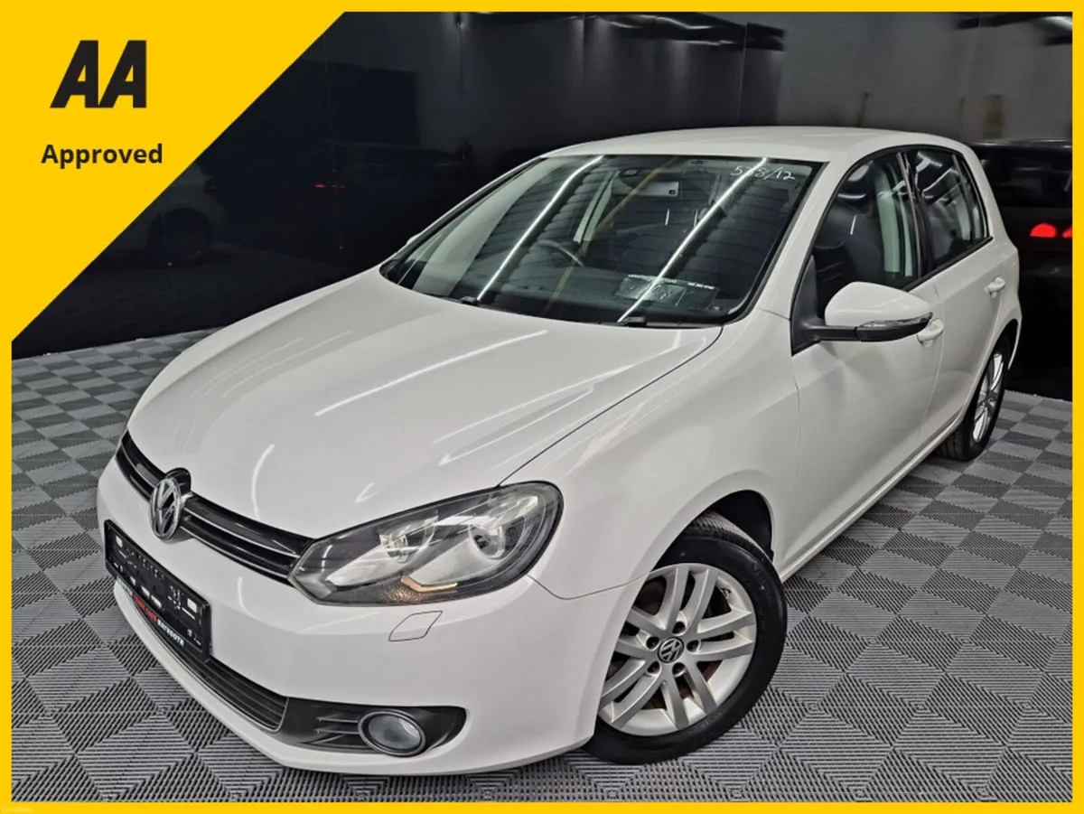 🚗 2012 VW Golf | Only 47k km Premium Edition 🚗 - Image 2